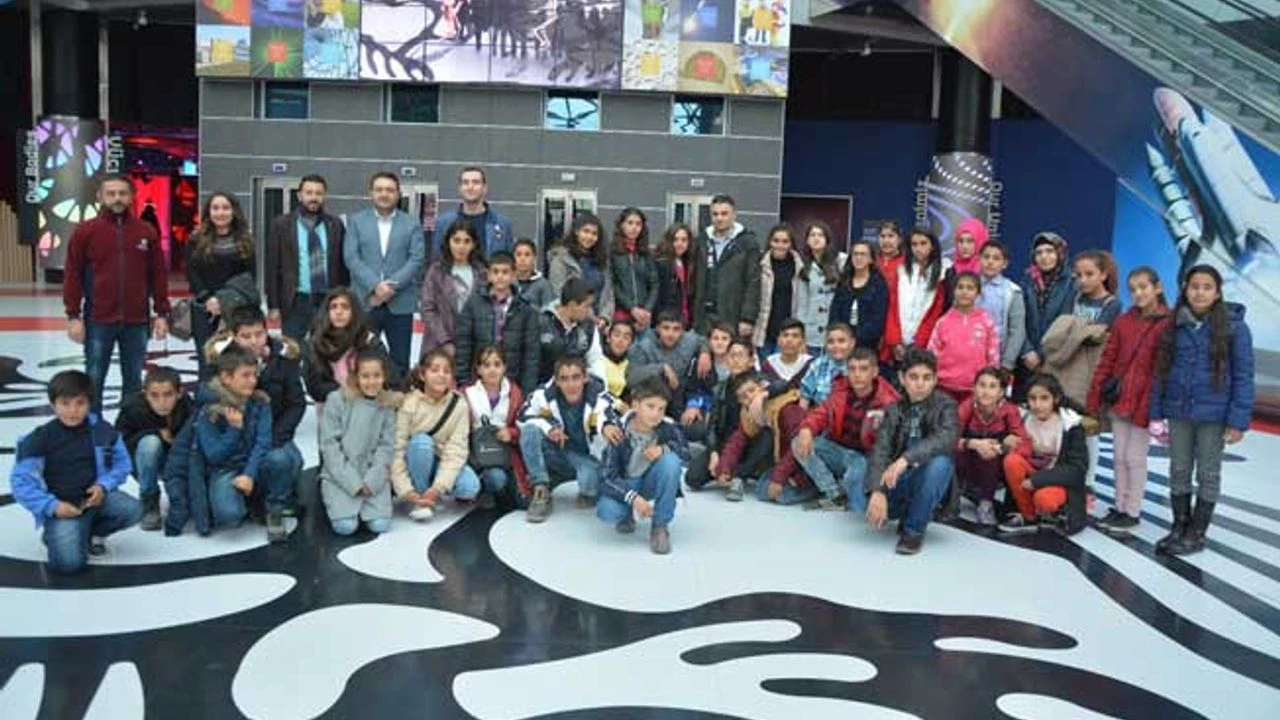 Yapalı Mühendislik'ten öğrencilere eğitim desteği